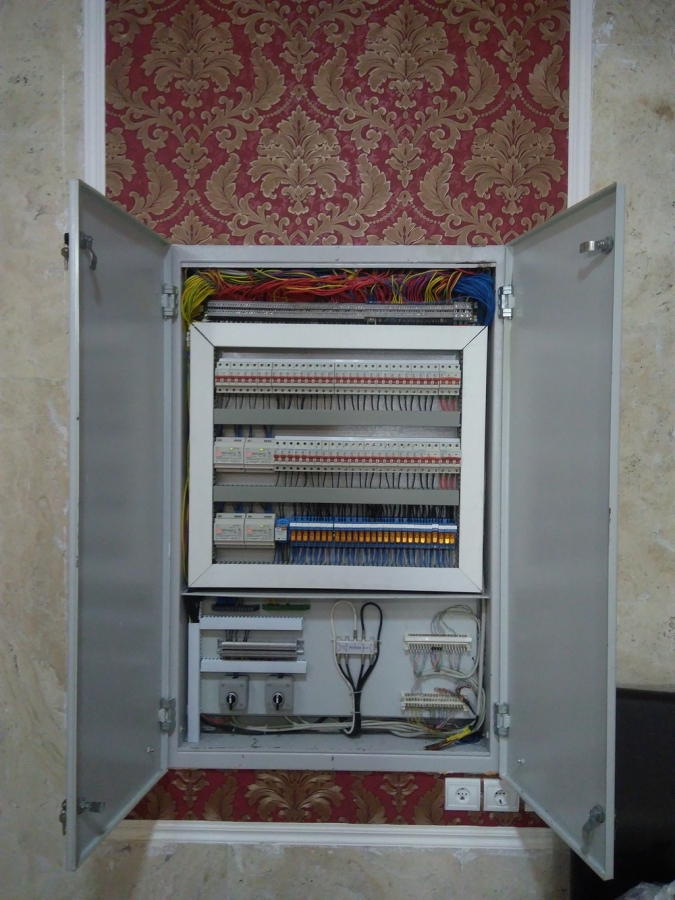 برق و اتوماسیون صنعتی